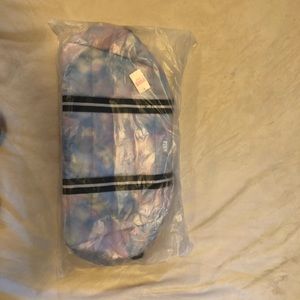 PINK Duffle bag NWT
